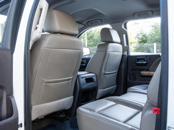 Chevrolet Silverado III (K2XX) Рестайлинг с пробегом 2017 года, цена 4 250 000 рублей, 126414 км, offers.body_type.unknown, Автокод Объявления