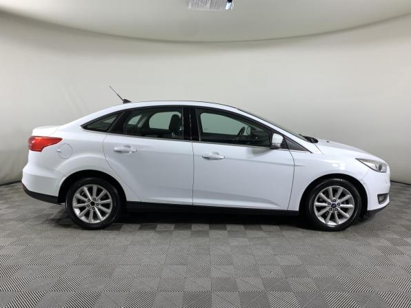 Ford Focus III Рестайлинг с пробегом 2018 года, цена 950 000 рублей, 141254 км, хэтчбек, Автокод Объявления