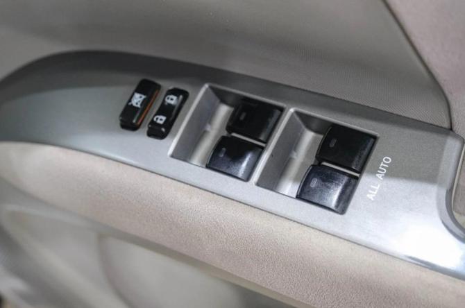 Toyota Estima I с пробегом 2012 года, цена 599 000 рублей, 100000 км, минивэн, Автокод Объявления