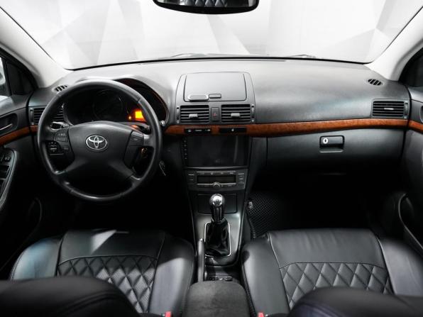 Toyota Avensis II Рестайлинг с пробегом 2006 года, цена 750 000 рублей, 321507 км, седан, Автокод Объявления