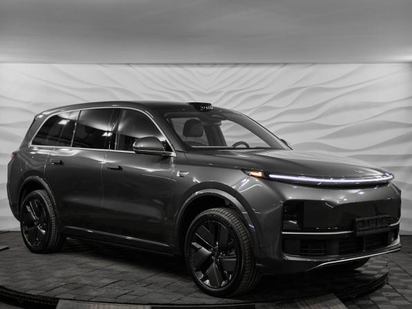 Новый Li Auto (Lixiang) L9 I Рестайлинг 2025 года, цена 11 990 000 рублей, внедорожник, Автокод Объявления