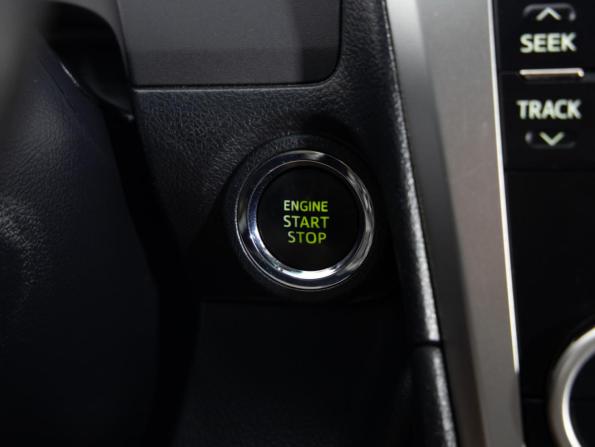 Toyota Camry VII (XV50) с пробегом 2014 года, цена 1 699 000 рублей, 214498 км, седан, Автокод Объявления