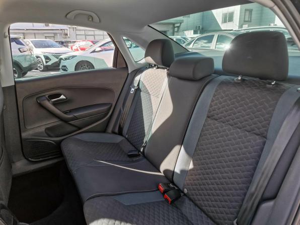 Volkswagen Polo V Рестайлинг с пробегом 2019 года, цена 1 275 000 рублей, 109282 км, седан, Автокод Объявления