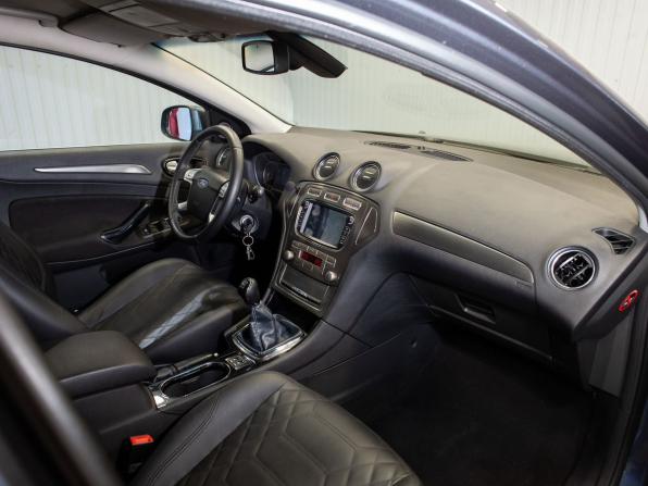 Ford Mondeo IV Рестайлинг с пробегом 2010 года, цена 875 000 рублей, 222843 км, седан, Автокод Объявления