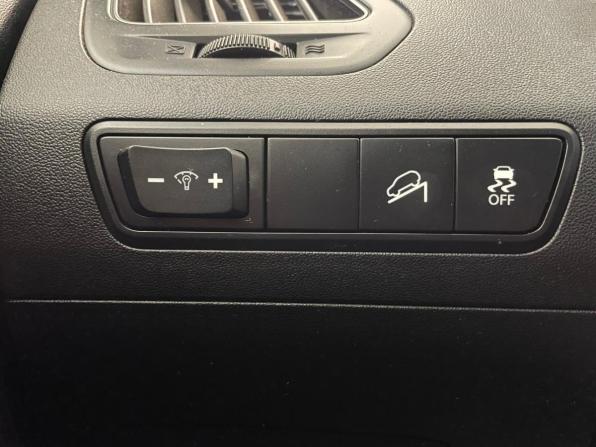 Hyundai ix35 I Рестайлинг с пробегом 2014 года, цена 1 317 000 рублей, 182519 км, внедорожник, Автокод Объявления