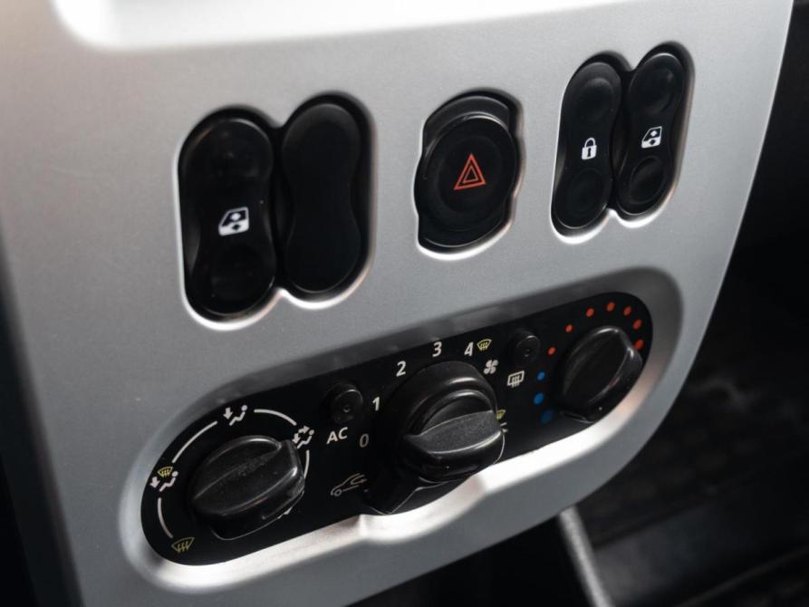 Renault Logan I Рестайлинг Краснодар  - изображение 13