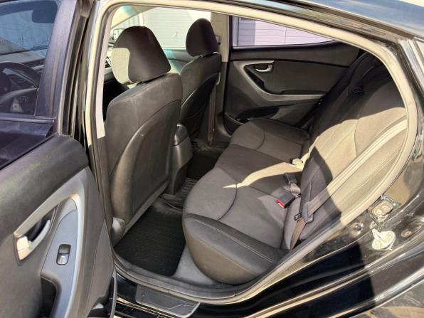 Hyundai Elantra V (MD) Рестайлинг с пробегом 2015 года, цена 1 095 000 рублей, 201506 км, седан, Автокод Объявления