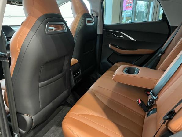 Omoda C5 I с пробегом 2023 года, цена 1 599 000 рублей, 76000 км, внедорожник, Автокод Объявления