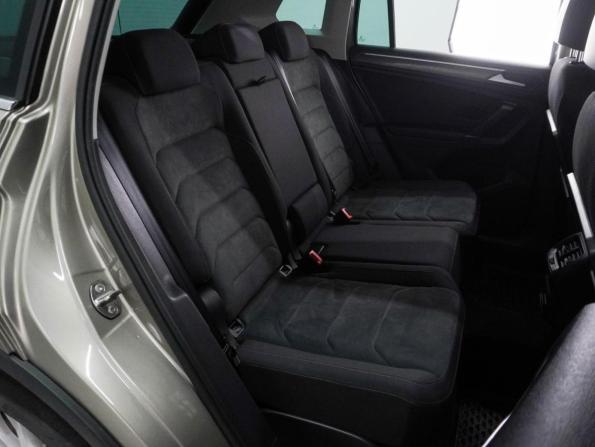 Volkswagen Tiguan II с пробегом 2018 года, цена 2 054 000 рублей, 139350 км, внедорожник, Автокод Объявления