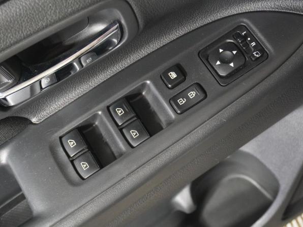 Mitsubishi Outlander III Рестайлинг 3 с пробегом 2019 года, цена 2 340 000 рублей, 101055 км, внедорожник, Автокод Объявления