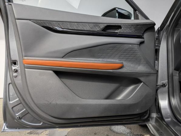 Changan UNI-V I с пробегом 2024 года, цена 2 200 000 рублей, 38541 км, лифтбек, Автокод Объявления