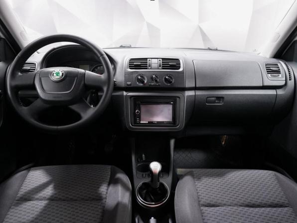 Skoda Fabia II Рестайлинг с пробегом 2011 года, цена 520 000 рублей, 157700 км, хэтчбек, Автокод Объявления