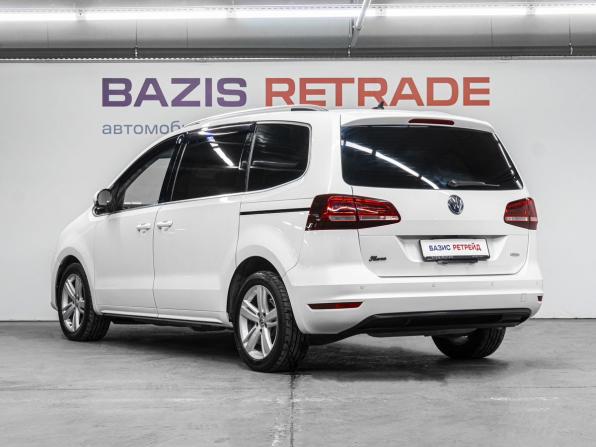 Volkswagen Sharan II Рестайлинг с пробегом 2016 года, цена 1 629 000 рублей, 109770 км, минивэн, Автокод Объявления