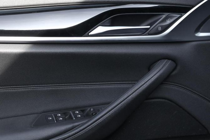 BMW 5 серии VII (G30/G31/G38) Рестайлинг с пробегом 2021 года, цена 2 848 000 рублей, 273713 км, седан, Автокод Объявления