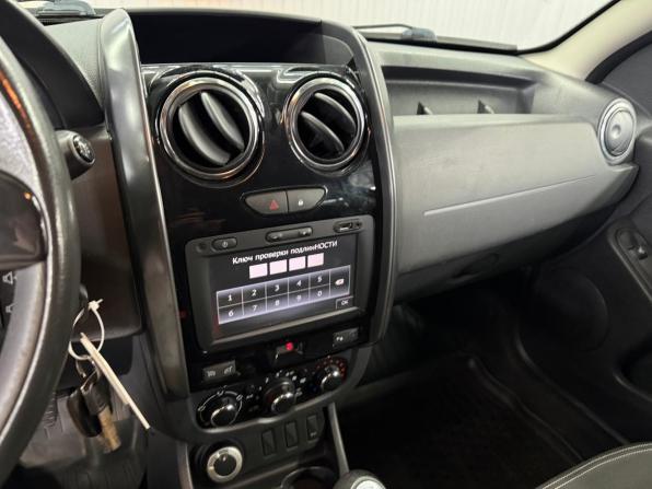Renault Duster I Рестайлинг с пробегом 2016 года, цена 1 297 000 рублей, 101124 км, внедорожник, Автокод Объявления