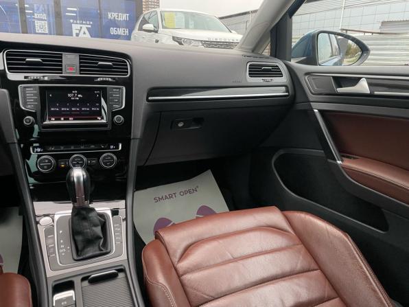Volkswagen Golf VII с пробегом 2014 года, цена 1 370 000 рублей, 202827 км, хэтчбек, Автокод Объявления
