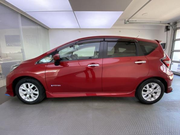 Nissan Note II Рестайлинг с пробегом 2018 года, цена 1 365 000 рублей, 174693 км, хэтчбек, Автокод Объявления