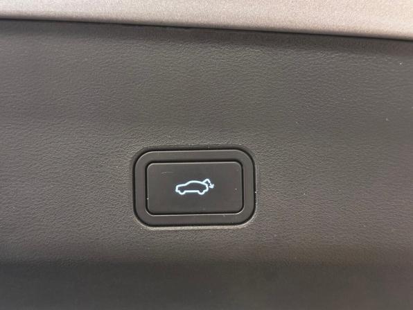 Geely Monjaro I с пробегом 2024 года, цена 3 430 000 рублей, 43758 км, внедорожник, Автокод Объявления