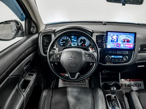 Mitsubishi Outlander III Рестайлинг 2 с пробегом 2015 года, цена 1 747 000 рублей, 172775 км, внедорожник, Автокод Объявления