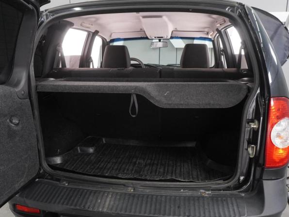 Chevrolet Niva I Рестайлинг с пробегом 2018 года, цена 799 000 рублей, 80142 км, внедорожник, Автокод Объявления