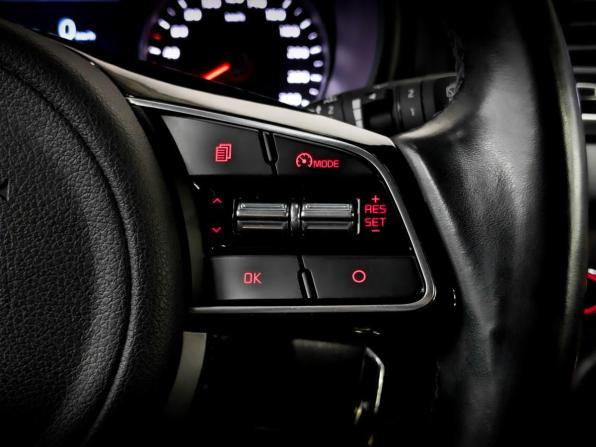 Kia Sportage IV Рестайлинг с пробегом 2021 года, цена 2 700 000 рублей, 68600 км, внедорожник, Автокод Объявления
