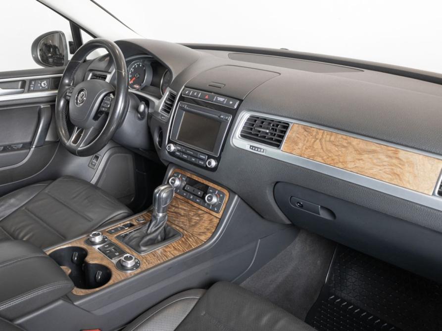 Volkswagen Touareg II Рестайлинг Казань  - изображение 7