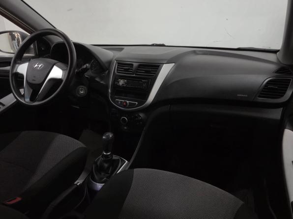 Hyundai Solaris I с пробегом 2011 года, цена 670 000 рублей, 109460 км, седан, Автокод Объявления