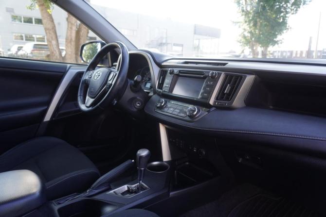 Toyota RAV4 IV (XA40) с пробегом 2013 года, цена 1 599 000 рублей, 214232 км, внедорожник, Автокод Объявления