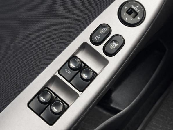 Hyundai Solaris I Рестайлинг с пробегом 2014 года, цена 837 000 рублей, 125881 км, хэтчбек, Автокод Объявления