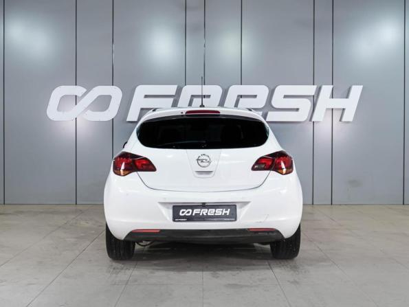 Opel Astra J с пробегом 2011 года, цена 769 000 рублей, 178876 км, хэтчбек, Автокод Объявления