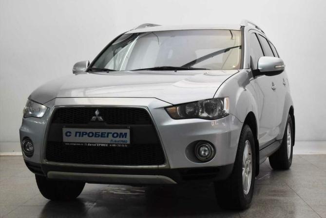 Mitsubishi Outlander II Рестайлинг с пробегом 2010 года, цена 1 040 000 рублей, 131148 км, внедорожник, Автокод Объявления