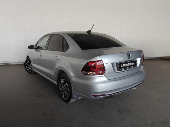 Volkswagen Polo V Рестайлинг с пробегом 2018 года, цена 1 330 000 рублей, 130075 км, седан, Автокод Объявления