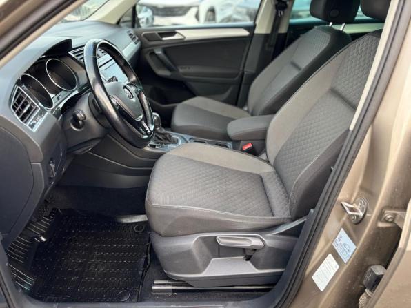 Volkswagen Tiguan II с пробегом 2018 года, цена 2 395 000 рублей, 124000 км, внедорожник, Автокод Объявления