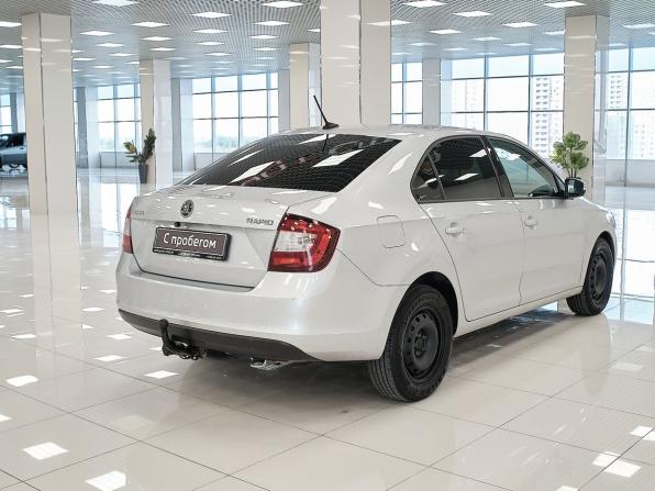 Skoda Rapid I с пробегом 2017 года, цена 984 000 рублей, 171041 км, лифтбек, Автокод Объявления
