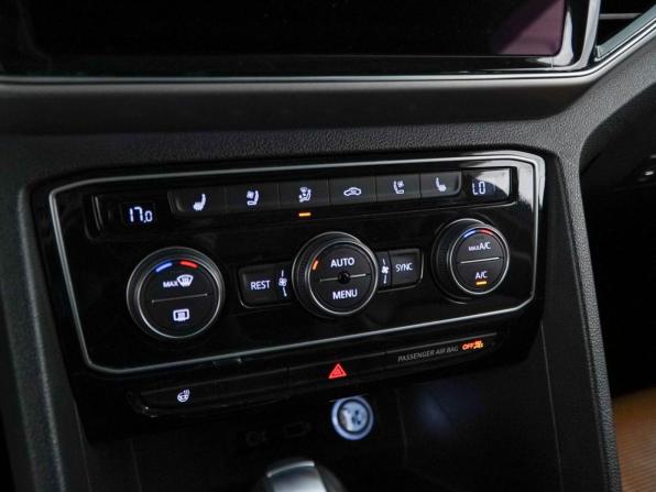 Volkswagen Teramont I с пробегом 2019 года, цена 3 649 088 рублей, 111693 км, внедорожник, Автокод Объявления