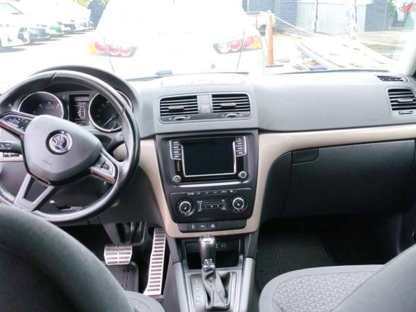 Skoda Yeti I Рестайлинг с пробегом 2014 года, цена 1 400 000 рублей, 135957 км, внедорожник, Автокод Объявления