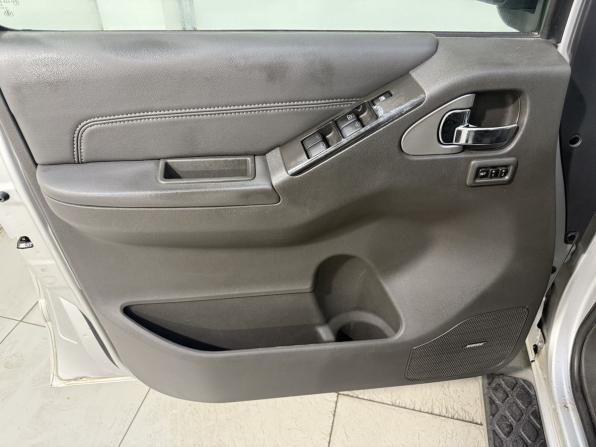 Nissan Pathfinder III Рестайлинг с пробегом 2010 года, цена 1 499 800 рублей, 227000 км, внедорожник, Автокод Объявления