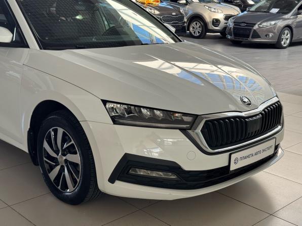Skoda Octavia IV (A8) с пробегом 2020 года, цена 1 825 000 рублей, 105770 км, лифтбек, Автокод Объявления