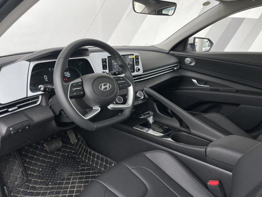 Hyundai Elantra VII (CN7) Рестайлинг Екатеринбург  - изображение 12