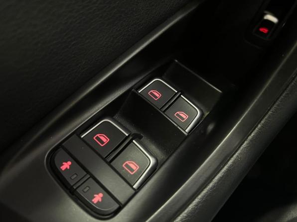 Audi A6 IV (C7) Рестайлинг с пробегом 2018 года, цена 2 279 000 рублей, 194056 км, седан, Автокод Объявления