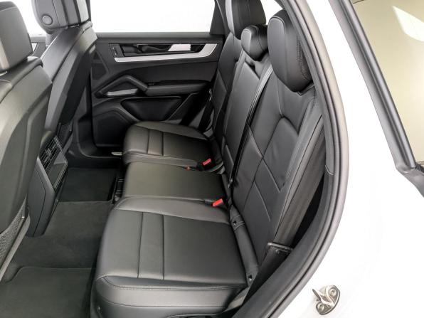 Porsche Cayenne III Рестайлинг с пробегом 2024 года, цена 12 250 000 рублей, 27633 км, внедорожник, Автокод Объявления