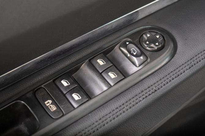 Peugeot 3008 I с пробегом 2010 года, цена 699 000 рублей, 213000 км, внедорожник, Автокод Объявления