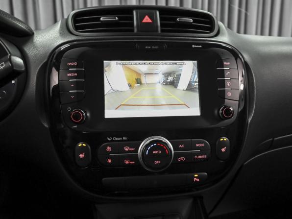 Kia Soul II Рестайлинг с пробегом 2017 года, цена 1 698 000 рублей, 128342 км, хэтчбек, Автокод Объявления