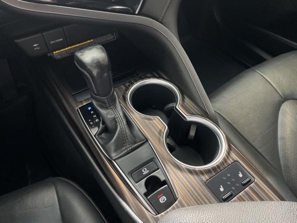 Toyota Camry VIII (XV70) с пробегом 2018 года, цена 2 600 000 рублей, 187000 км, седан, Автокод Объявления