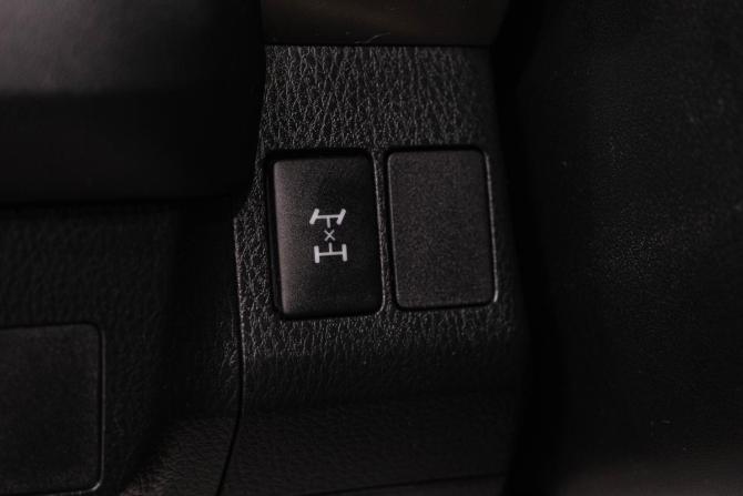 Toyota RAV4 IV (XA40) с пробегом 2014 года, цена 1 999 000 рублей, 162000 км, внедорожник, Автокод Объявления