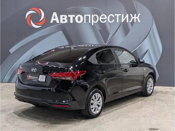 Hyundai Solaris II Рестайлинг с пробегом 2021 года, цена 1 635 000 рублей, 50493 км, седан, Автокод Объявления