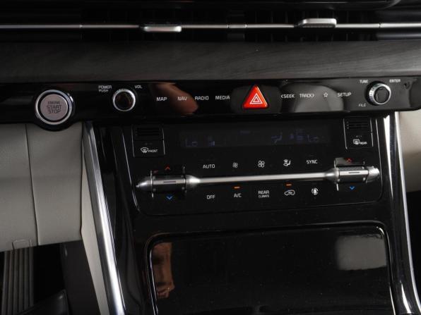 Kia Carnival IV с пробегом 2020 года, цена 3 699 000 рублей, 45046 км, минивэн, Автокод Объявления