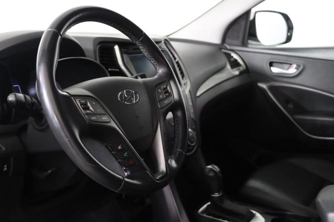 Hyundai Santa Fe III Рестайлинг с пробегом 2017 года, цена 2 349 990 рублей, 83843 км, внедорожник, Автокод Объявления