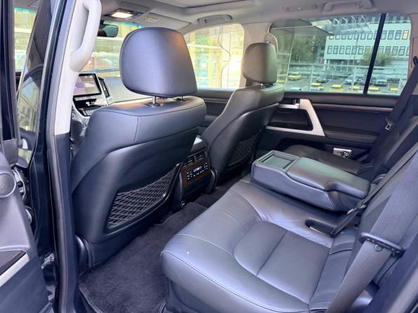 Toyota Land Cruiser 200 Series Рестайлинг 2 с пробегом 2020 года, цена 4 999 000 рублей, 471953 км, внедорожник, Автокод Объявления