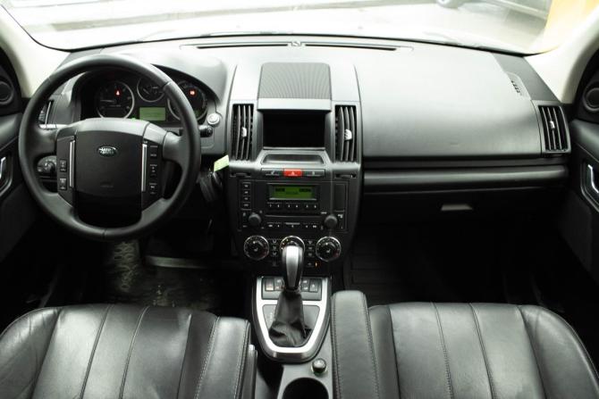 Land Rover Freelander II Рестайлинг с пробегом 2010 года, цена 1 319 000 рублей, 212883 км, внедорожник, Автокод Объявления